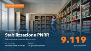 Archivio di una cancelleria giudiziaria con fascicoli e faldoni